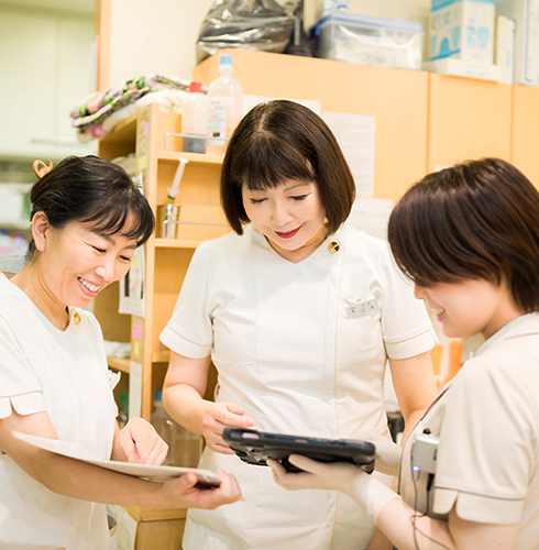 医師間のコミュニケーションはどうしていますか？